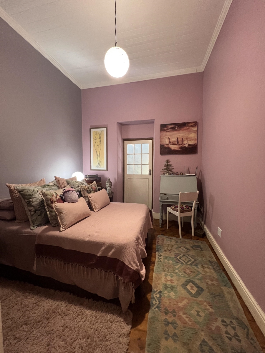To Let 4 Bedroom Property for Rent in Strand Central Western Cape